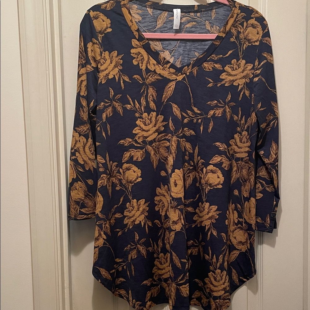 Honeyme Navy and Gold Floral Top